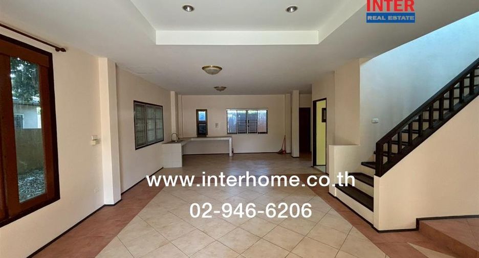 For rent and for sale 3 bedrooms house in Lam Luk Ka, Pathum Thani