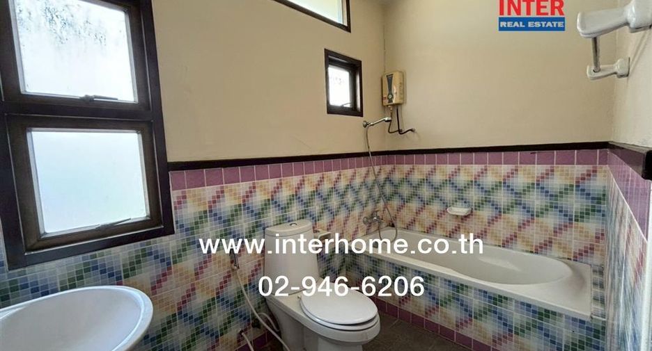 For rent and for sale 3 bedrooms house in Lam Luk Ka, Pathum Thani