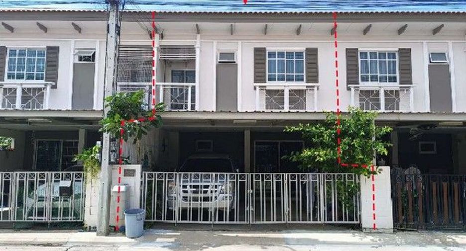 For sale 1 bed townhouse in Mueang Samut Sakhon, Samut Sakhon