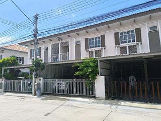For sale 1 bed townhouse in Mueang Samut Sakhon, Samut Sakhon