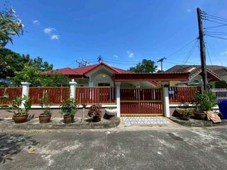 For rent and for sale 3 bedrooms villa in Mueang Phuket, Phuket