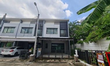ขาย 3 ห้องนอน ทาวน์เฮ้าส์ ใน ประเวศ, กรุงเทพฯ