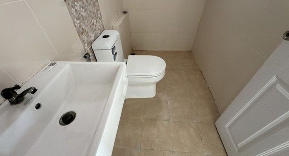 For sale 3 bedrooms house in Bang Lamung, Chonburi
