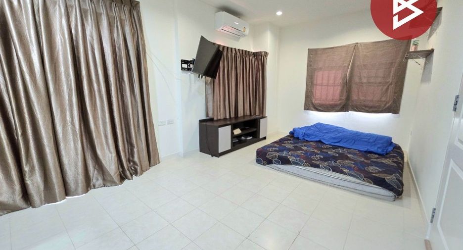 Reihenhaus zum Kauf mit 3 Zimmer in Phra Samut Chedi, Samut Prakan