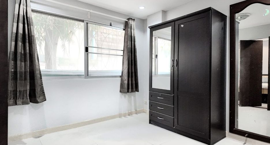 Condo en alquiler de 2 habitaciones en Suan Luang, Bangkok