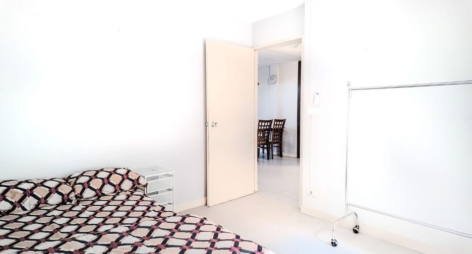 Condo en alquiler de 2 habitaciones en Suan Luang, Bangkok