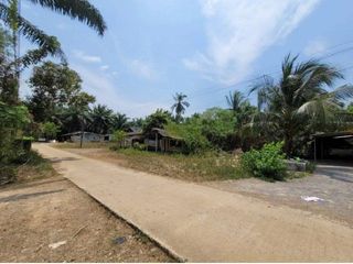 Haus zum Kauf mit 1 Zimmer in Khiri Rat Nikhom, Surat Thani