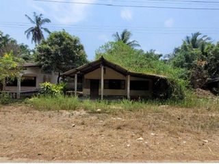 Haus zum Kauf mit 1 Zimmer in Khiri Rat Nikhom, Surat Thani