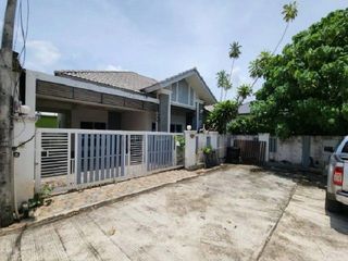 Haus zum Kauf mit 1 Zimmer in Khiri Rat Nikhom, Surat Thani