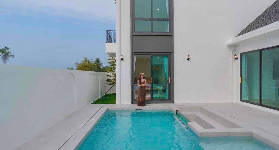 Villa en venta y en alquiler de 5 habitaciones en Bang Lamung, Chonburi