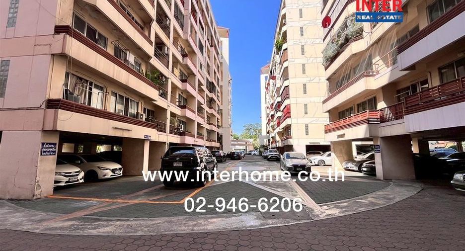 For sale 1 bed condo in Suan Luang, Bangkok