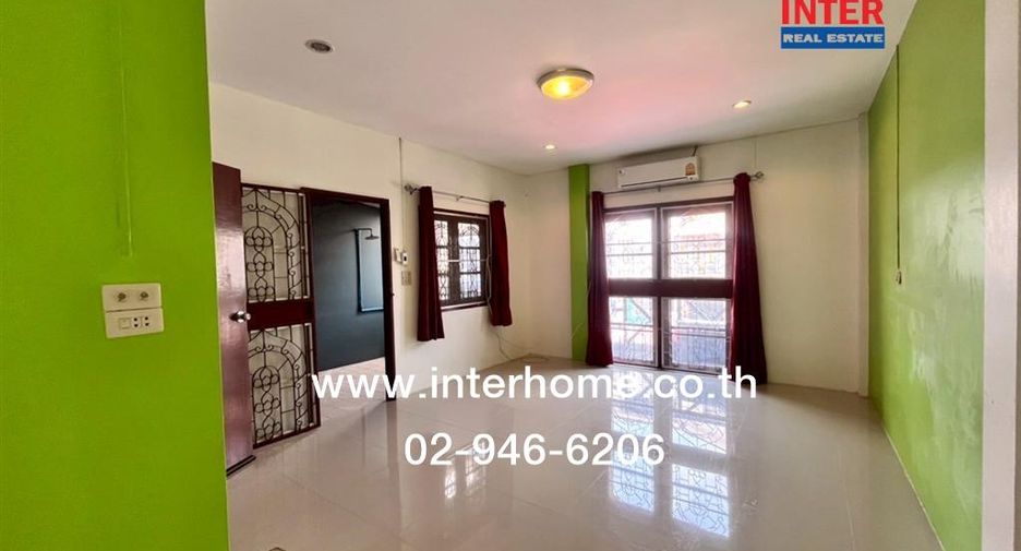 For rent and for sale 3 bedrooms townhouse in Prawet, Bangkok