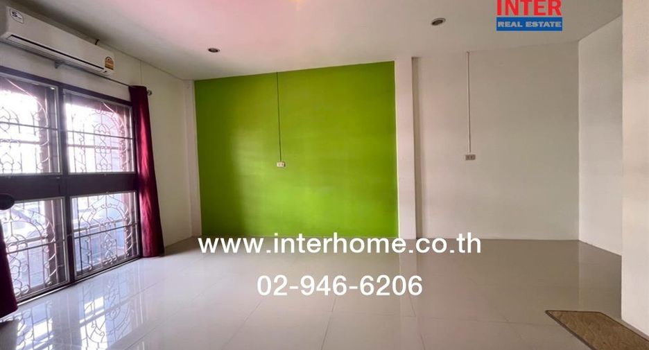 For rent and for sale 3 bedrooms townhouse in Prawet, Bangkok