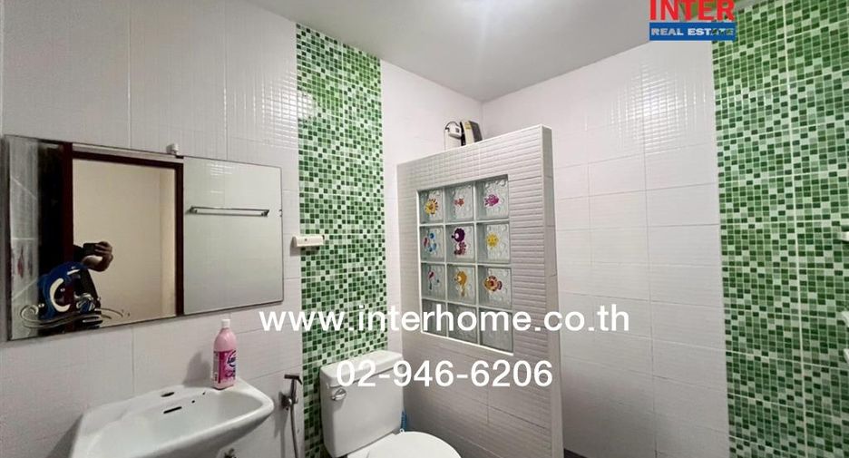For rent and for sale 3 bedrooms townhouse in Prawet, Bangkok