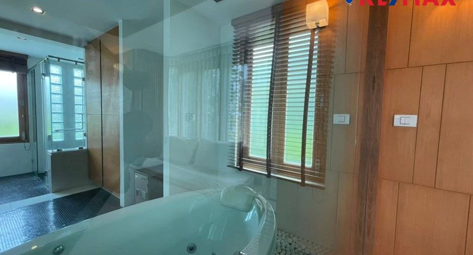 For rent 5 bedrooms house in Bang Lamung, Chonburi