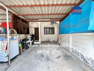 For sale 2 ベッドルーム townhouse in Saphan Sung, Bangkok