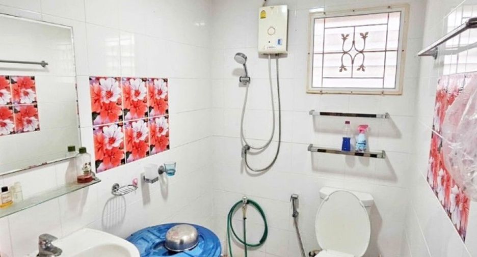 For sale 2 bedrooms house in Khlong Luang, Pathum Thani