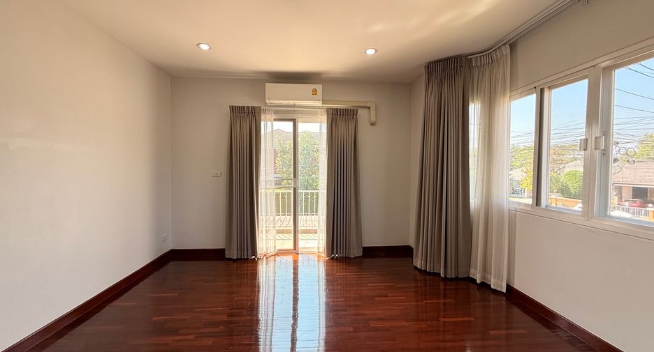 For rent and for sale 3 bedrooms house in Hang Dong, Chiang Mai