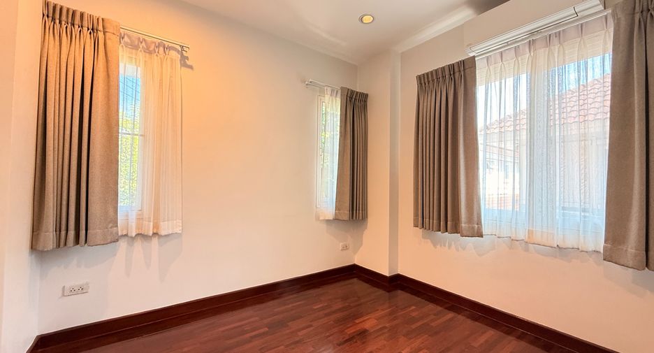 For rent and for sale 3 bedrooms house in Hang Dong, Chiang Mai