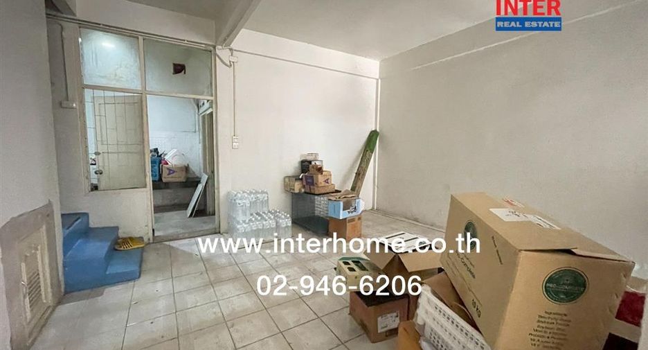 For sale 2 bedrooms townhouse in Bang Khen, Bangkok
