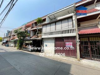 For sale 2 bedrooms townhouse in Bang Khen, Bangkok