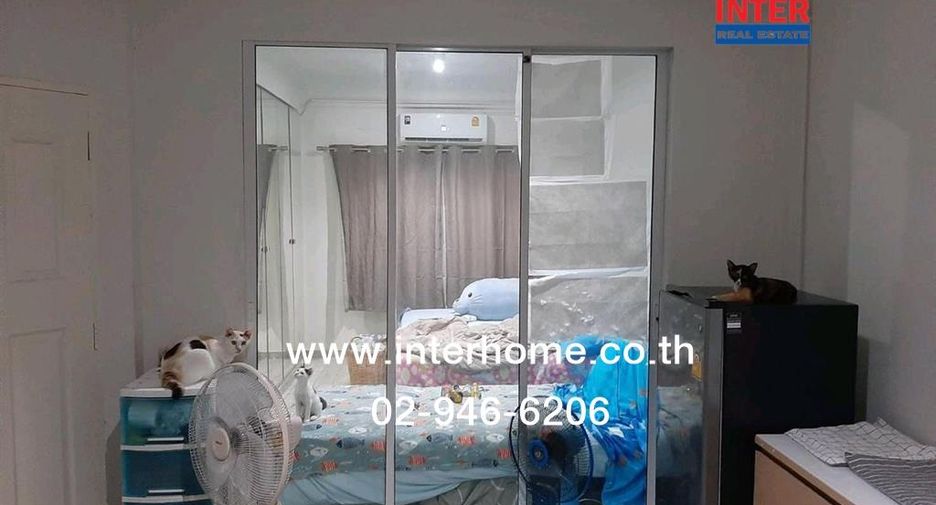 For sale 2 bedrooms townhouse in Bang Khen, Bangkok