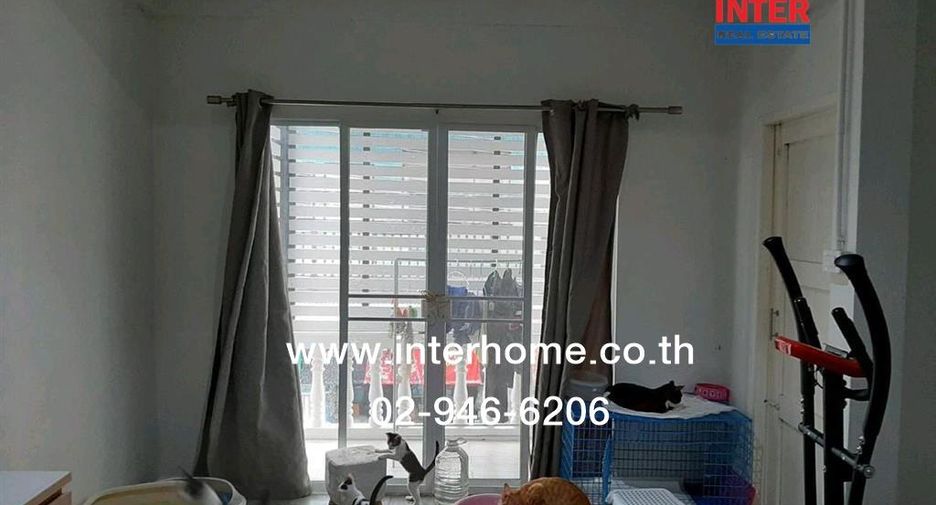 For sale 2 bedrooms townhouse in Bang Khen, Bangkok