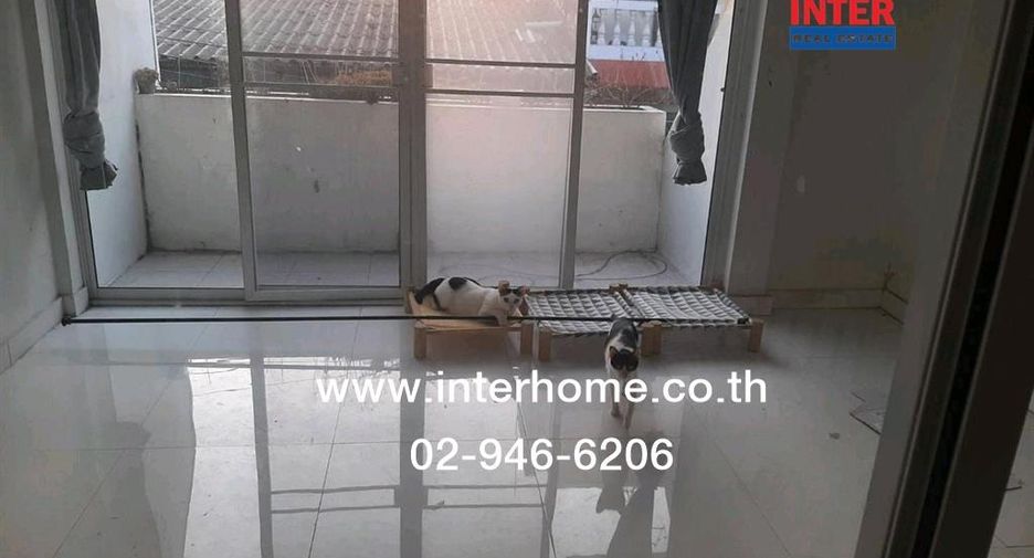 For sale 2 bedrooms townhouse in Bang Khen, Bangkok