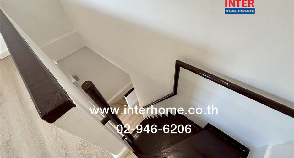 Casa adosada en venta de 2 habitaciones en Bangkok Noi, Bangkok
