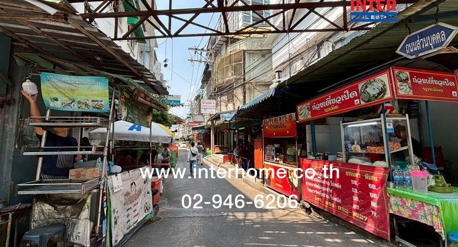 For sale retail Space in Phaya Thai, Bangkok