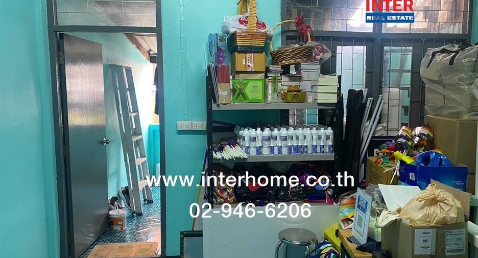 For sale retail Space in Phaya Thai, Bangkok