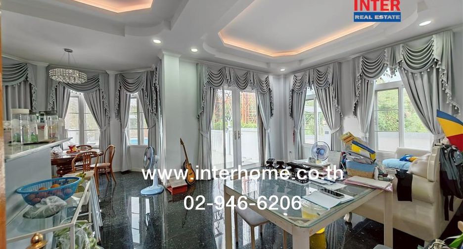 For sale 5 bedrooms house in Ban Phaeo, Samut Sakhon