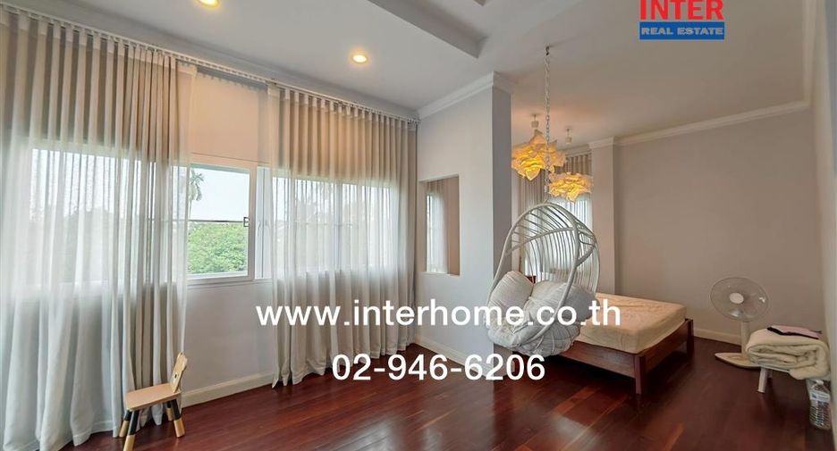 For sale 5 bedrooms house in Ban Phaeo, Samut Sakhon