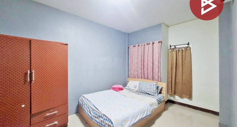 Reihenhaus zum Kauf mit 2 Zimmer in Mueang Chon Buri, Chonburi