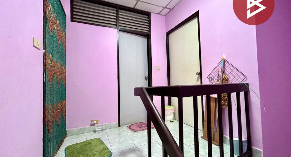 À vendre 2 chambres maison de ville à Bang Phli, Samut Prakan