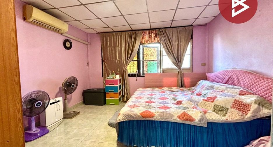 À vendre 2 chambres maison de ville à Bang Phli, Samut Prakan