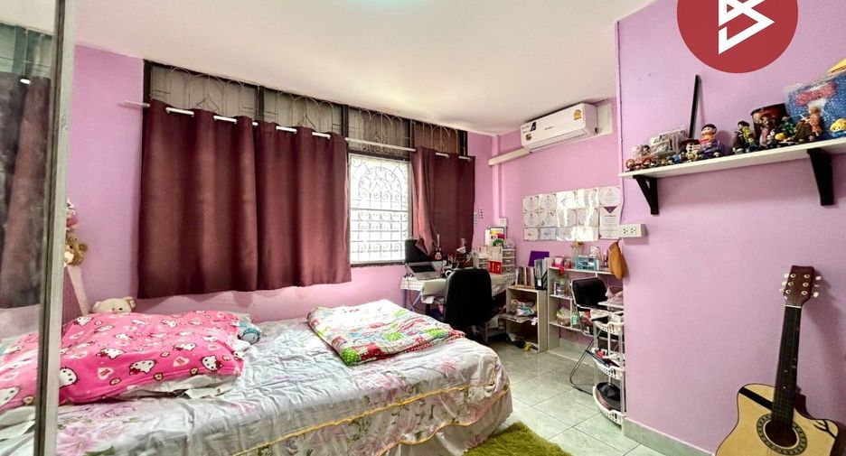 À vendre 2 chambres maison de ville à Bang Phli, Samut Prakan