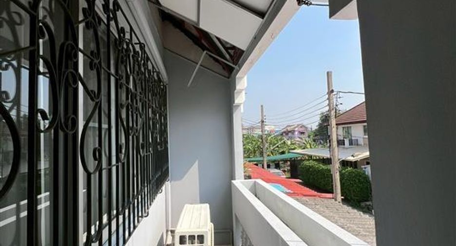 For sale 2 bedrooms townhouse in Taling Chan, Bangkok