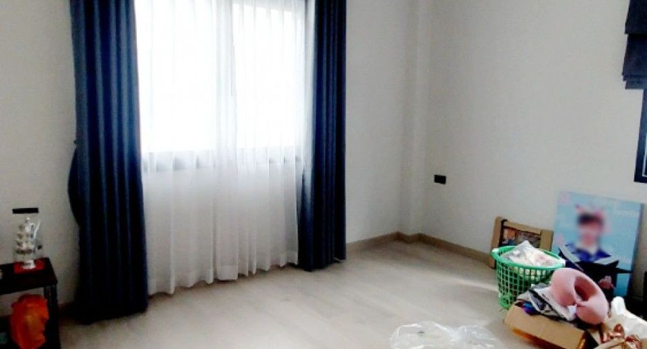 Продажа 3 спальни дом в Банг Ламунг, Чонбури
