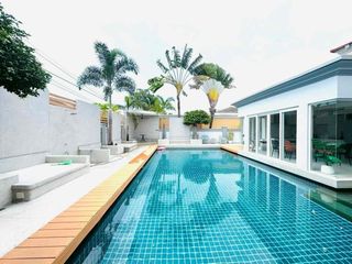 Villa zur Miete mit 5 Zimmer in Bang Lamung, Chonburi