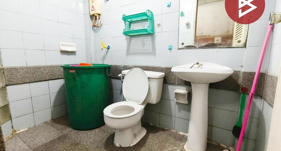 For sale 2 bedrooms townhouse in Bang Phli, Samut Prakan