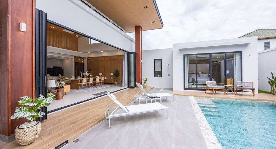 For sale 3 bedrooms villa in Mueang Phuket, Phuket