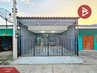 For sale 2 bedrooms townhouse in Mueang Nakhon Pathom, Nakhon Pathom