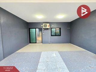 For sale 2 bedrooms townhouse in Mueang Nakhon Pathom, Nakhon Pathom