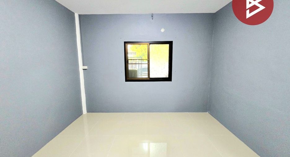 For sale 2 bedrooms townhouse in Mueang Nakhon Pathom, Nakhon Pathom