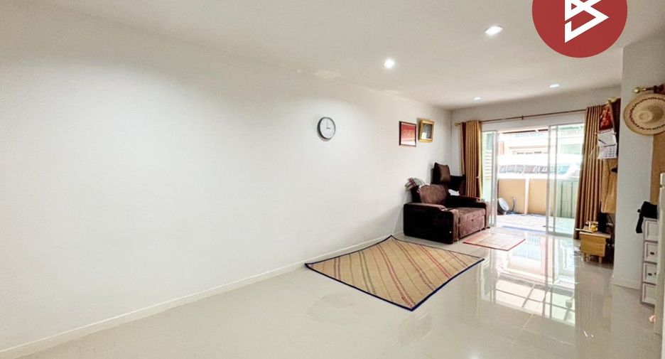 For sale 3 bedrooms townhouse in Bang Bo, Samut Prakan