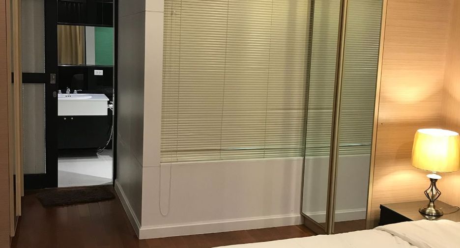 Wohnung zur Miete mit 2 Zimmer in Pathum Wan, Bangkok