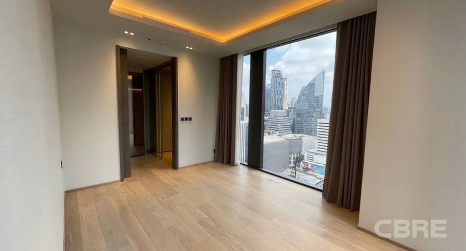 For sale 3 bedrooms condo in Pathum Wan, Bangkok