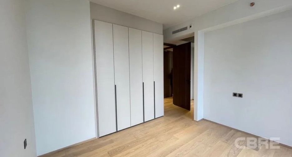 For sale 3 bedrooms condo in Pathum Wan, Bangkok