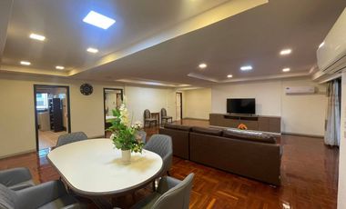 For rent 3 bedrooms condo in Watthana, Bangkok